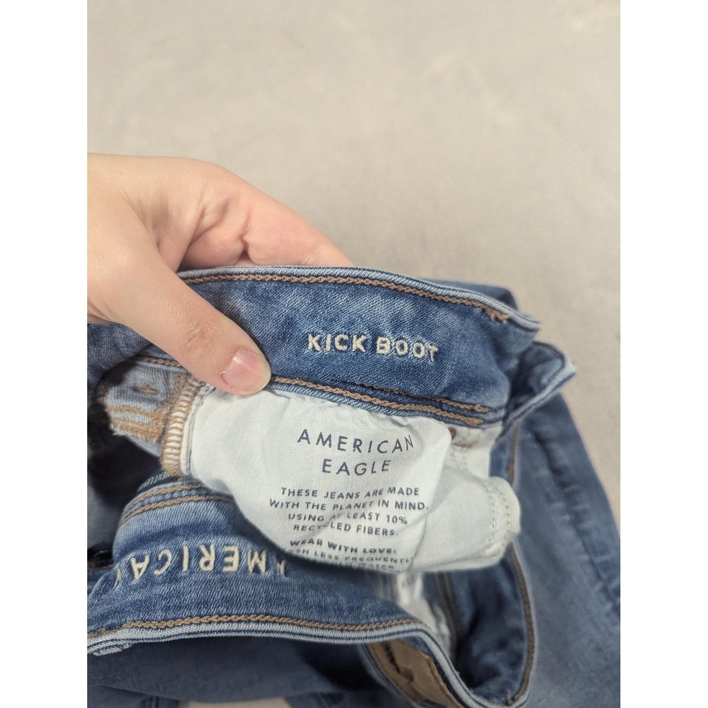 American Eagle Jeans Womens 4 Short Blue Light Wash Mid Rise Kick Boot Denim - Picture 3 of 11